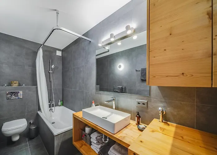 Daire In The Heart Of Crans, Fireplace And Parking *